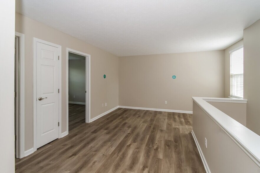 Building Photo - 7153 Wellwood Dr