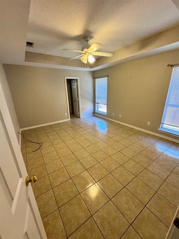 Building Photo - 2026 Brooke Dr