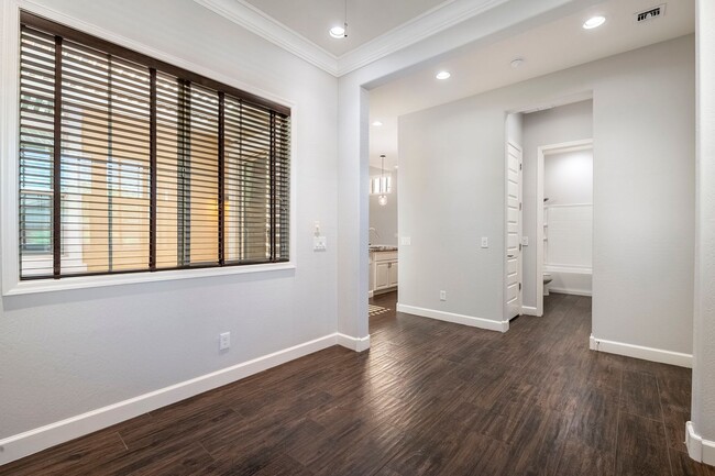 Building Photo - Gorgeous and spacious home in Gilbert, AZ!