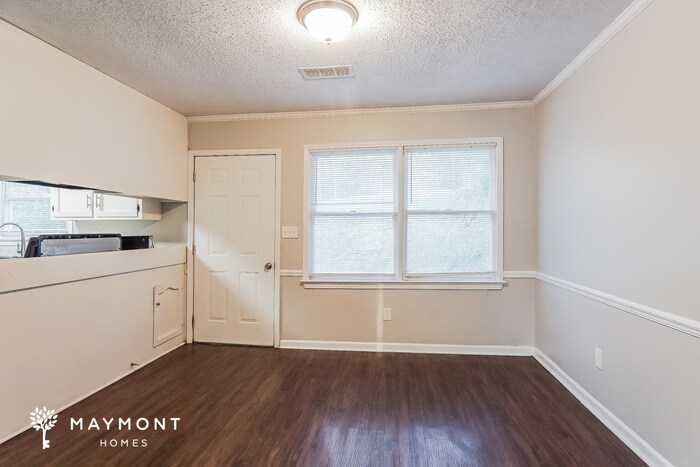 Building Photo - 2825 Valley Crest Rd