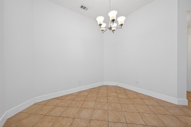 Building Photo - 18822 Yaupon Trail