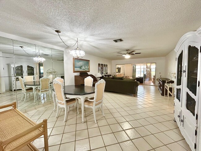 Building Photo - 5780 Fernley Dr W
