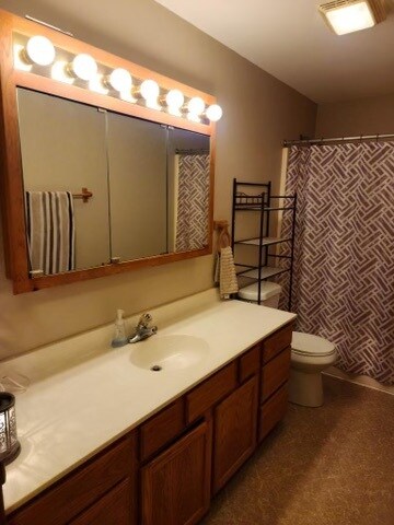 Building Photo - Heitman View Duplexes