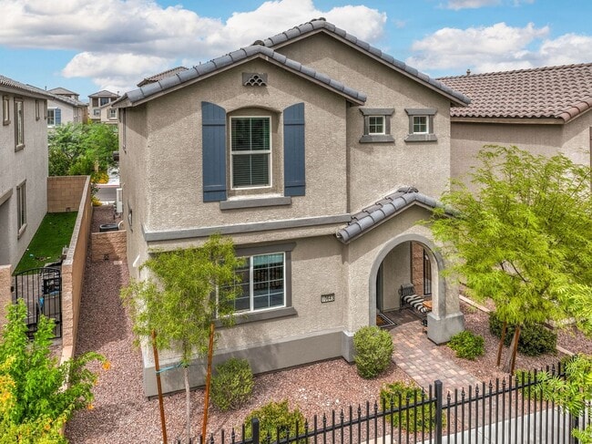 Building Photo - Unfurnished Skye Canyon Home in gated community w/ Loft & EV Charger