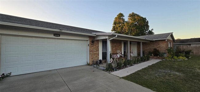 Building Photo - 6104 Bonnie Brook Blvd