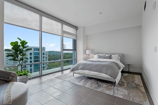 Building Photo - Luxury Corner Unit in Downtown Orlando’s Premier High-Rise Building