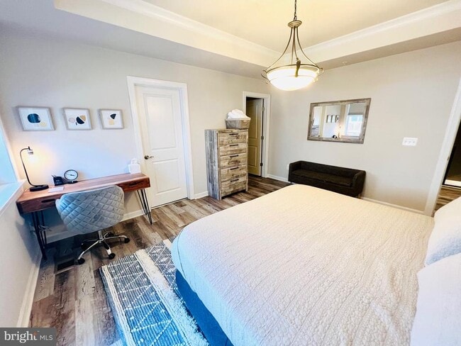 Building Photo - 45130 Kincora Dr