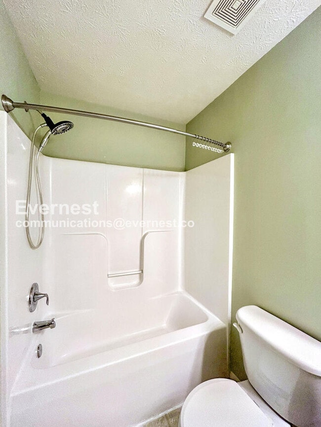 Building Photo - 18337 Democracy Ave