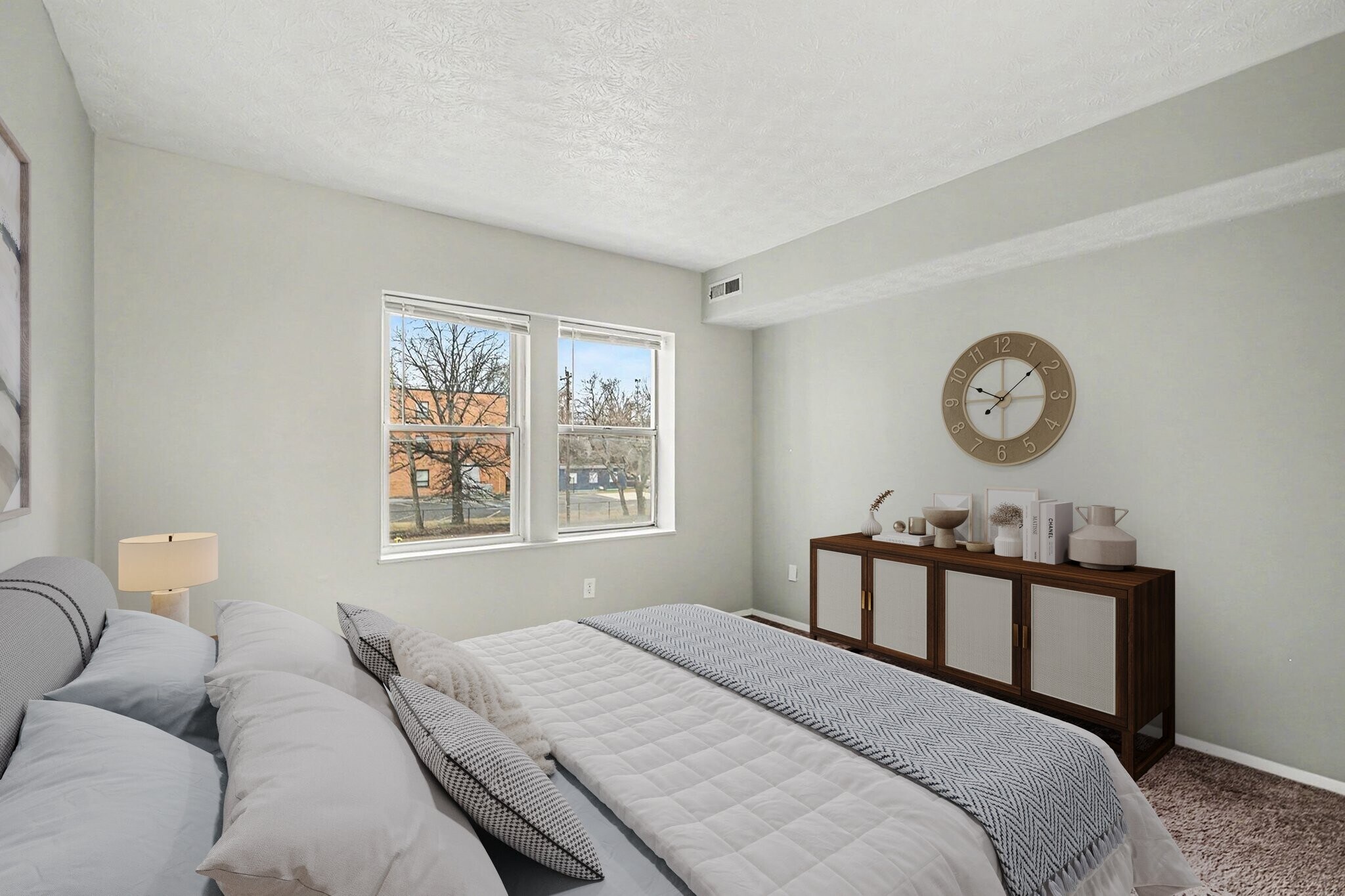 Building Photo - 564 Glenwood Ave