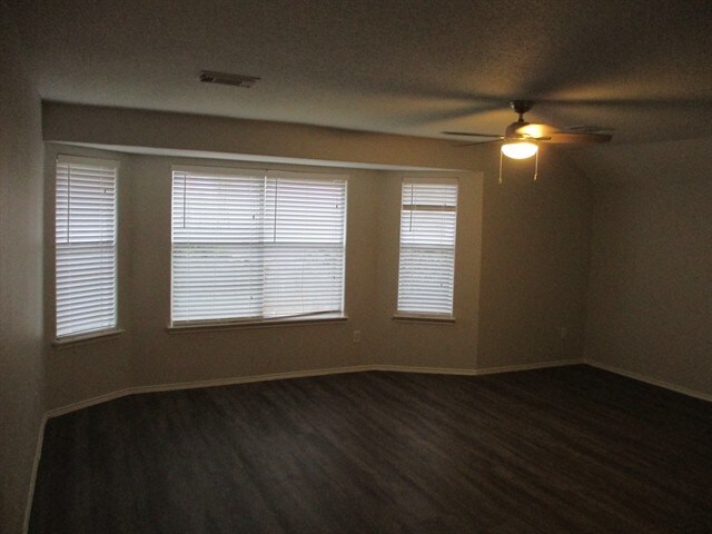 Building Photo - 6303 Tall Canyon Ct