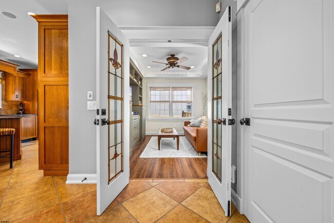 Building Photo - 28 N Colgate Ave