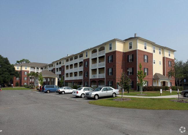 Primary Photo - Veranda at Midtown