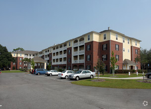 Building Photo - Veranda at Midtown