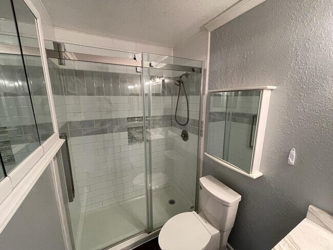 Building Photo - 4401 Thornbriar Ln