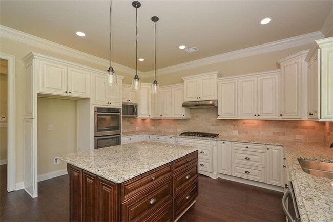 Building Photo - 2408 Rosapenna Ln SW