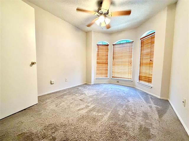 Building Photo - 1720 Circle Creek Dr