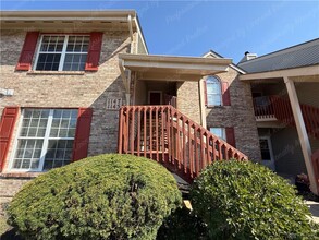 Building Photo - 1147 Captains Bridge