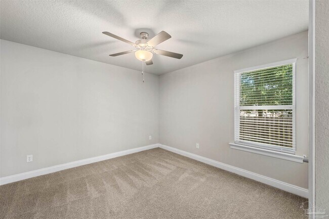 Building Photo - 5891 Anderson Ln