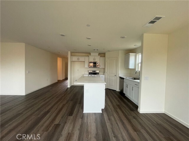 Building Photo - 3739 Ming Ave