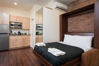 Building Photo - 19 Cumberland St