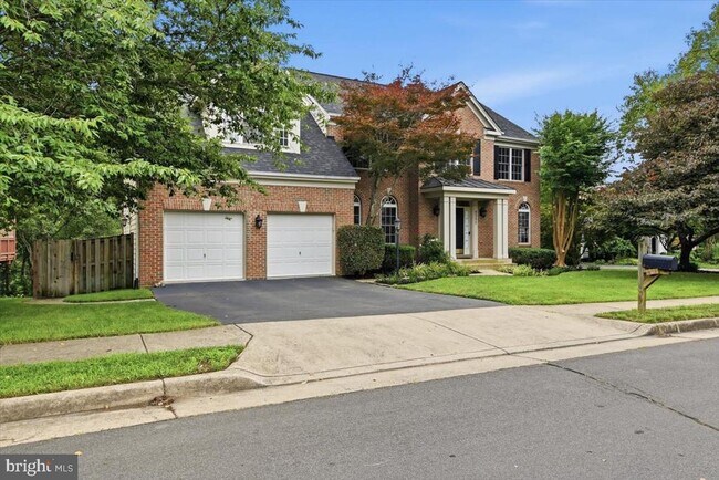 Building Photo - 9255 Bowers Brook Pl