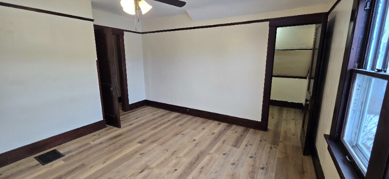 Building Photo - 1519-122n 22nd St