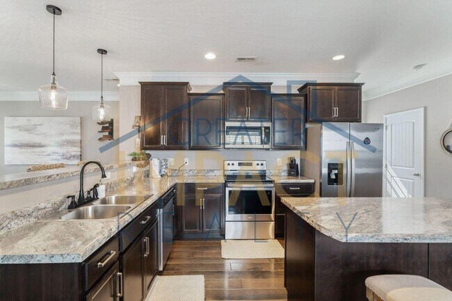 Building Photo - 129 Hackberry St