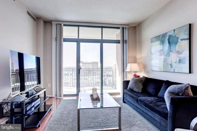 Building Photo - 11700 Old Georgetown Rd