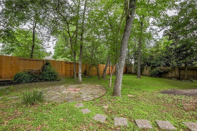Building Photo - 71 Ivory Moon Pl