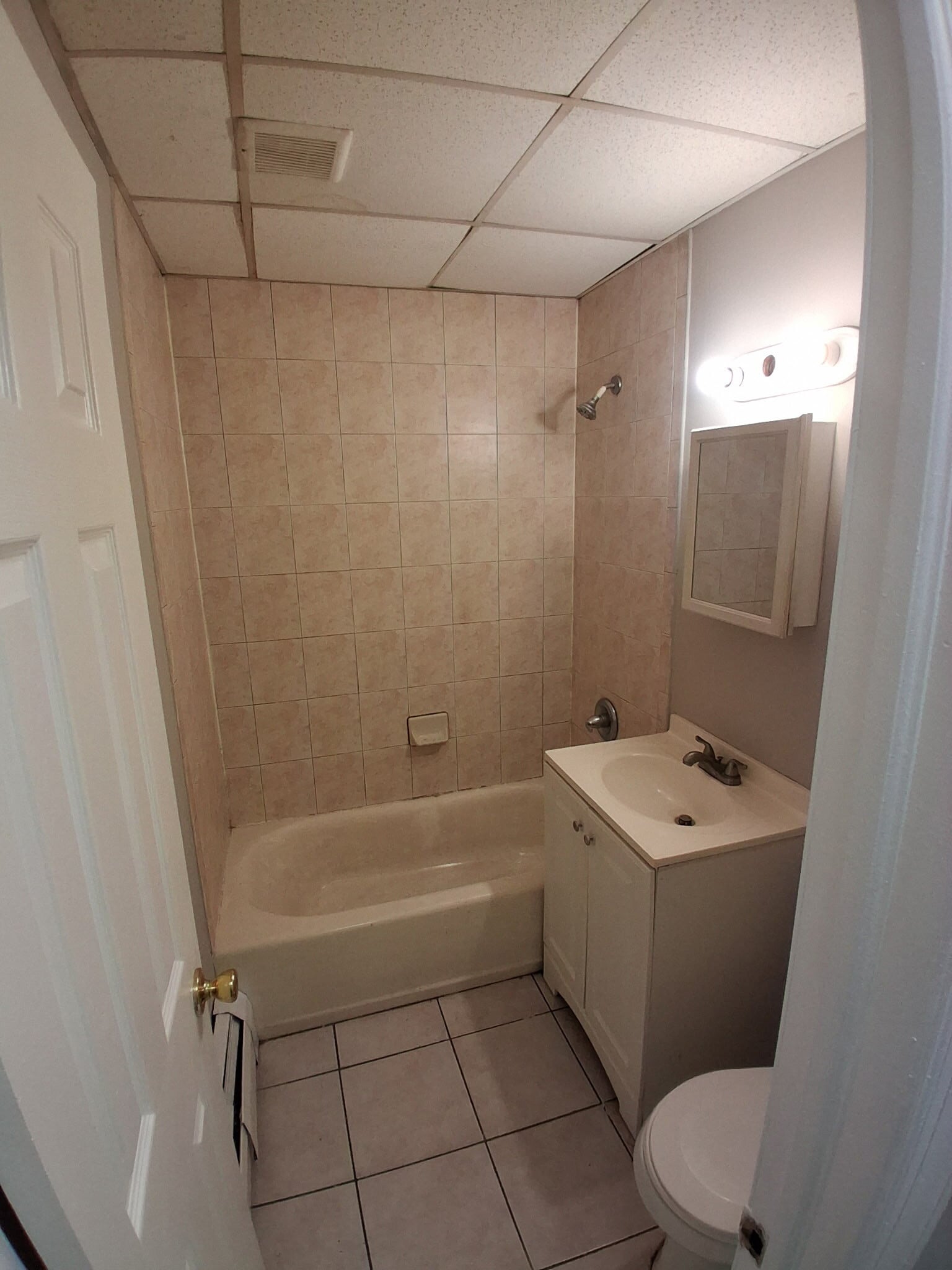 136 Grant Ave B2 - 134 Grant Ave
