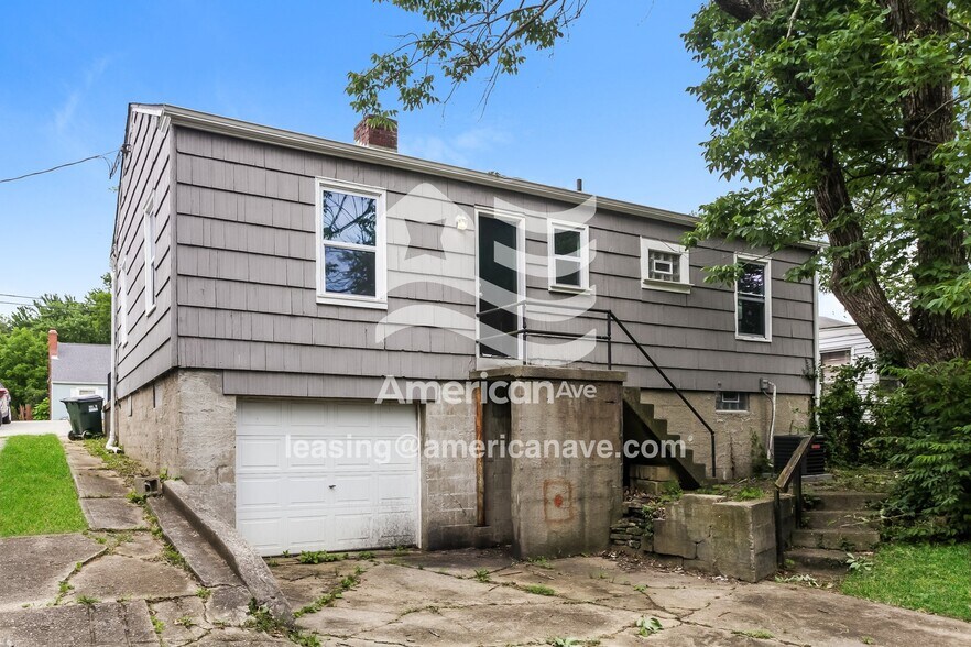 Building Photo - 8375 Pippin Rd