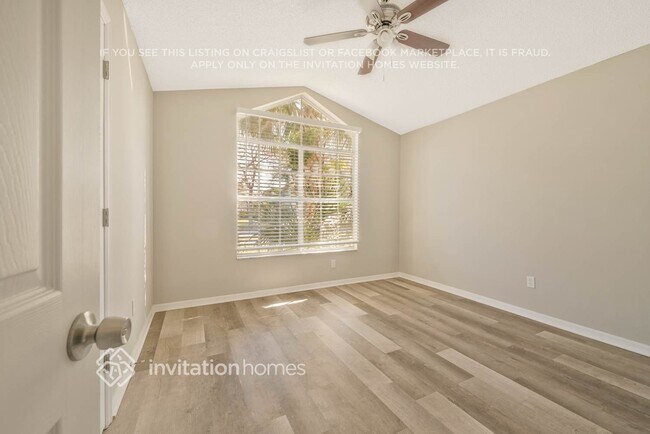 Building Photo - 1011 Corkwood Dr