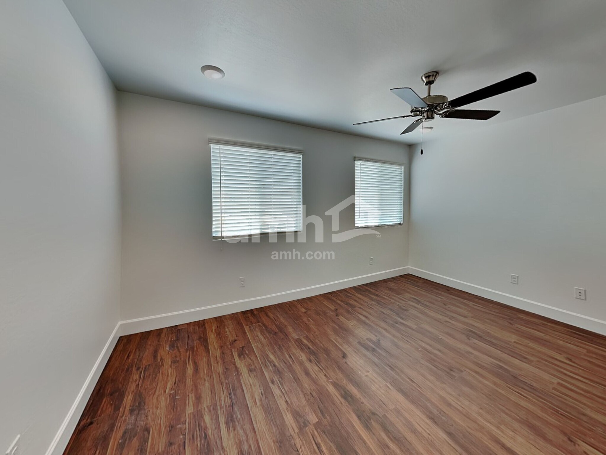 Building Photo - 17116 W Townley Ave