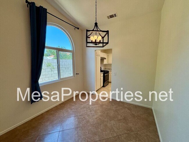 Building Photo - 1412 Pace Ct