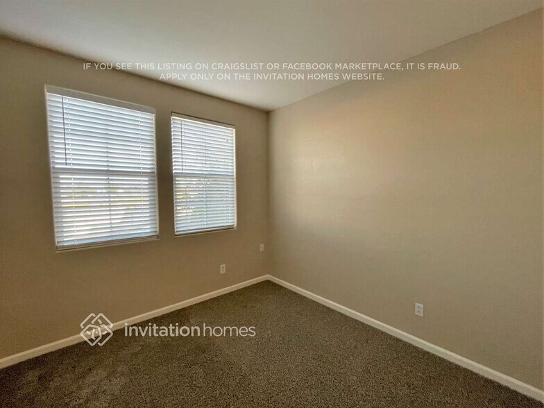 Building Photo - 7584 La Mancha Way