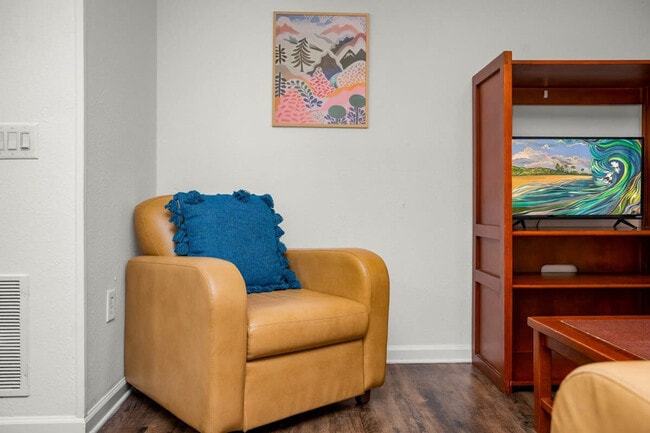 Building Photo - 2505 Black Horse Loop