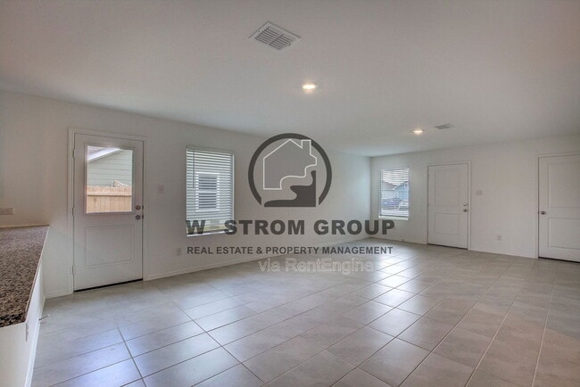 Building Photo - 11831 Arkoma Dr