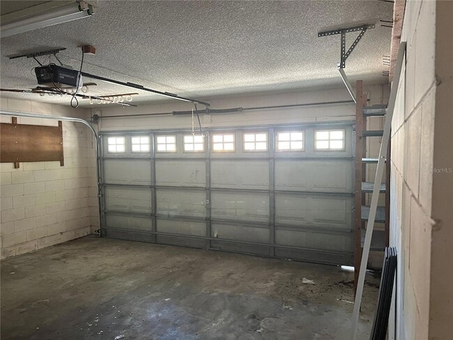 Building Photo - 13048 Cog Hill Way