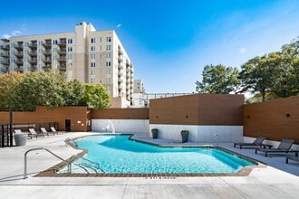 Building Photo - Wesley Townsend Apartments at Buckhead