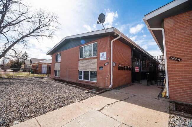 Primary Photo - 1425 Kingston St