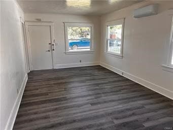 Building Photo - 320 W Lemon Ave