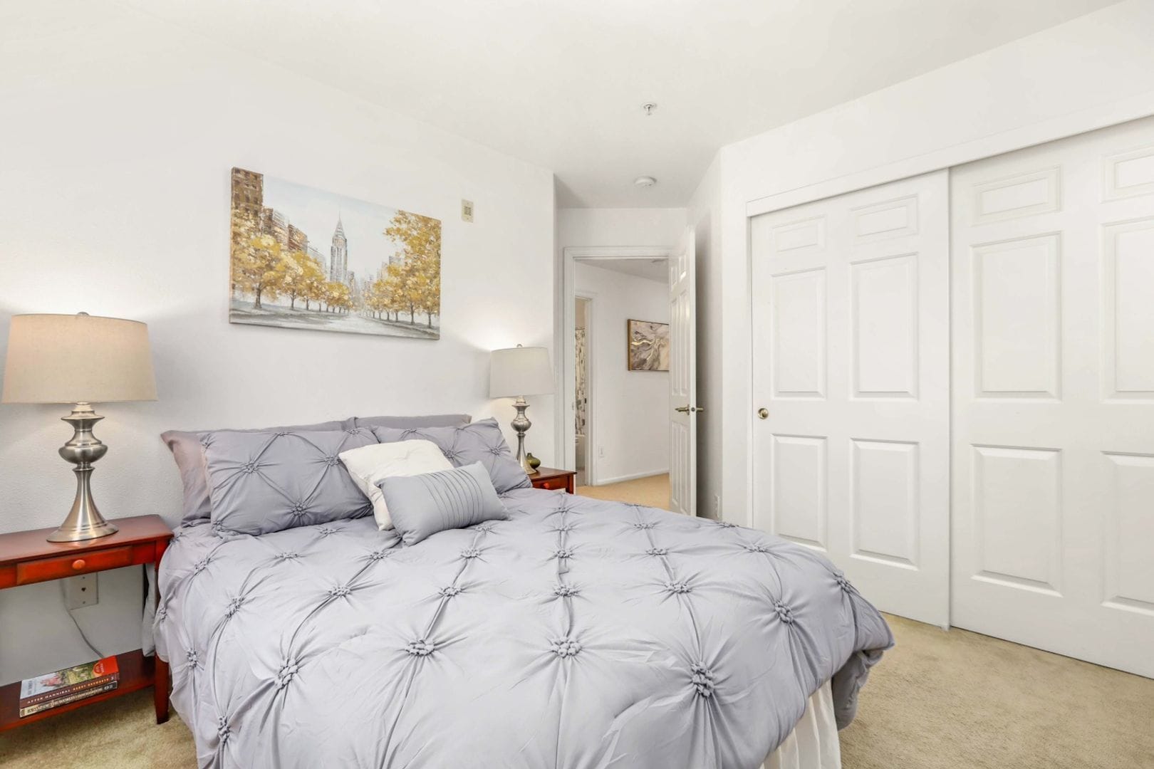 Building Photo - 13000 Admiralty Way