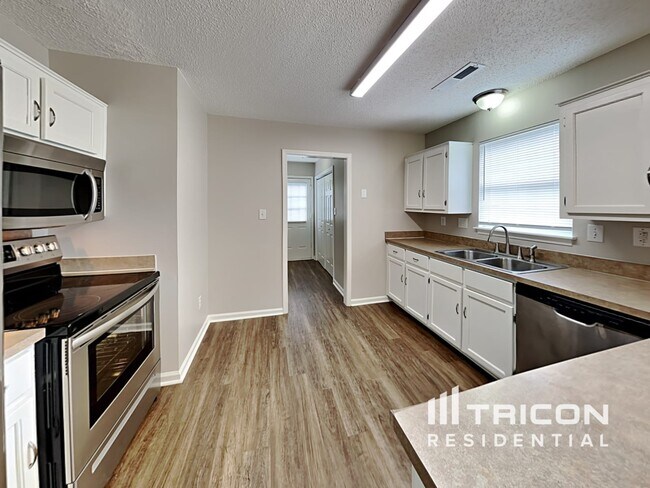 Building Photo - 2127 Dawn Ridge