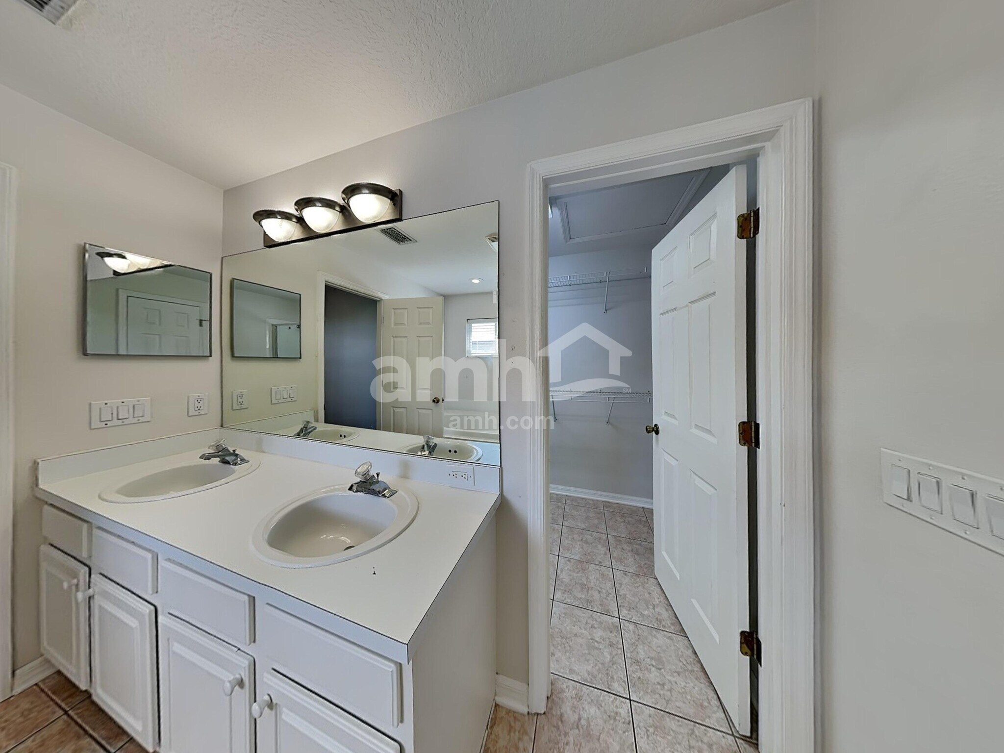 Building Photo - 4538 Captiva Ln