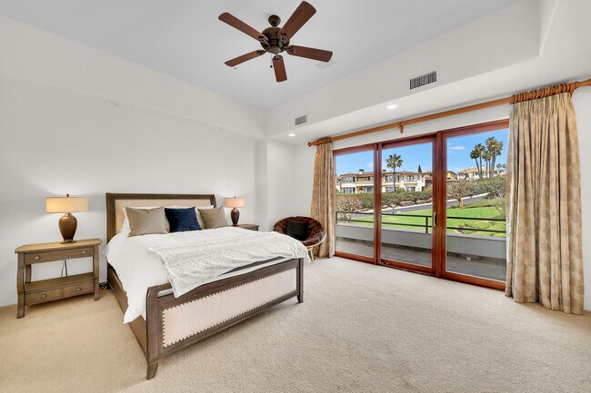 Building Photo - 30 Ritz Cove Dr