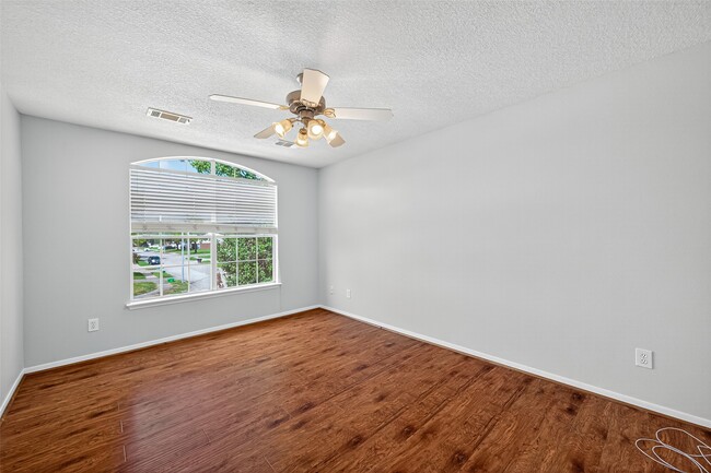 Building Photo - 2942 Blue Dawn Dr