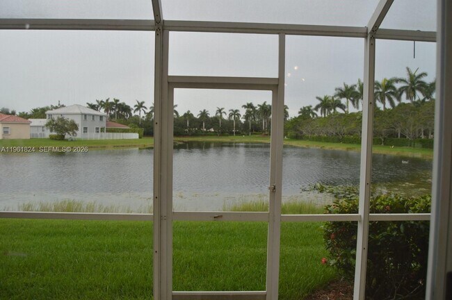 Building Photo - 3844 San Simeon Cir