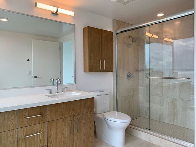 Building Photo - Azure Ala Moana: Brand New 2 Bed, 2 Bath, 2 Parking, Condo w/ Storage and Ocean and Mountain Views!