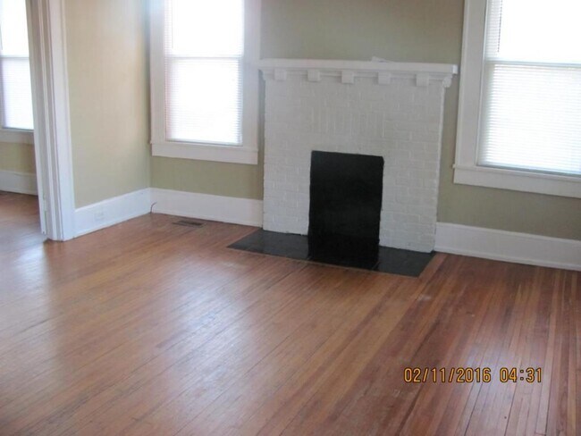 Building Photo - 241 Ebenezer Ave.