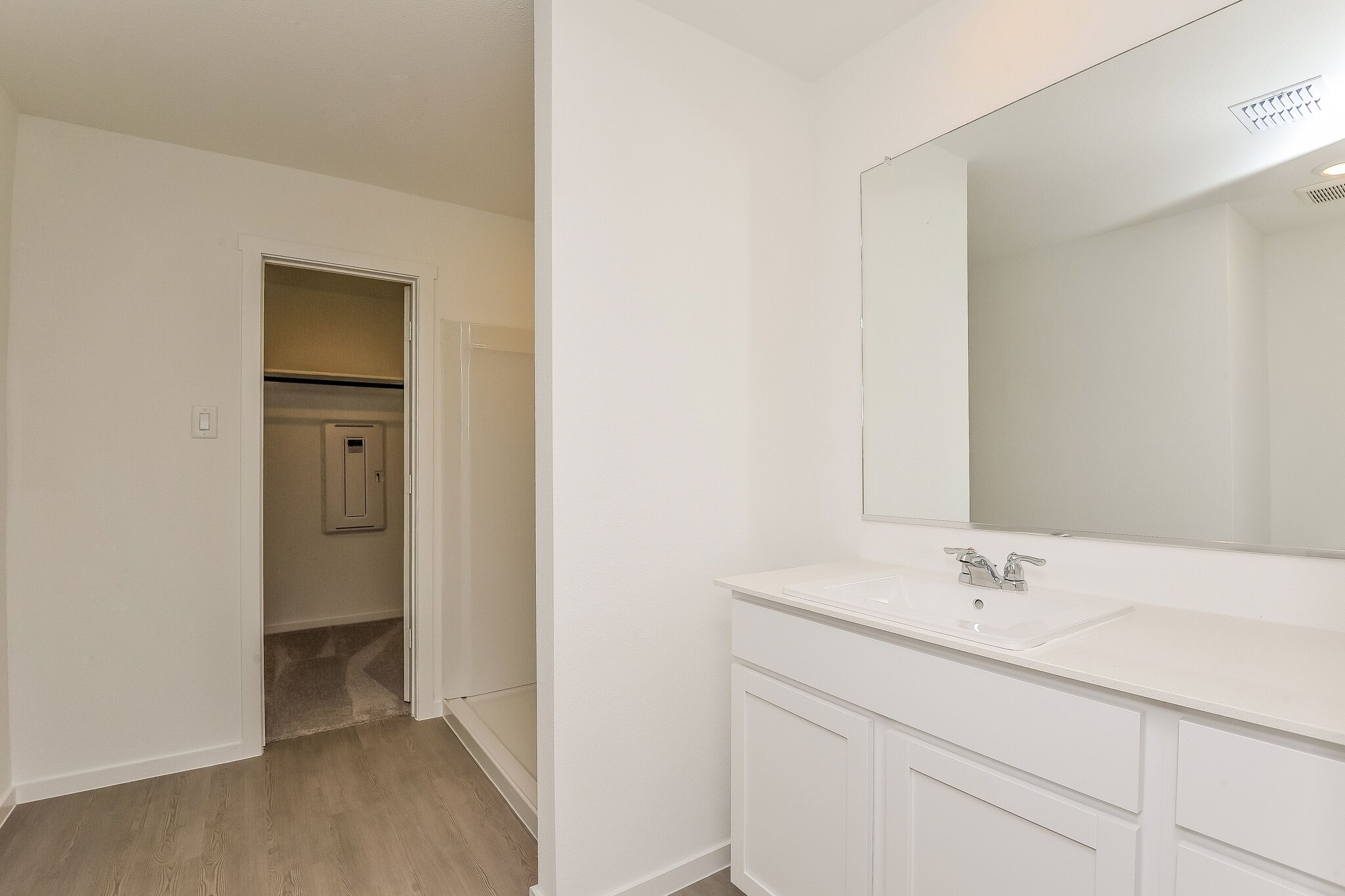 Building Photo - 2753 Mistwood Dr